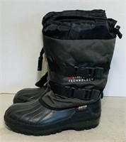 Baffin Insulated Winter Boots, size 9w or 7