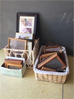 40 Small Picture Frames
