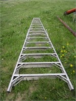 Aluminum 16' Step Ladder
