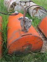 Westeel Rosco Tidy Tank c/w Hand Pump