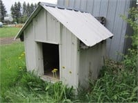 Insulated Dog House (3'x4') c/w Tin Sides & Roof