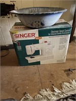 Portable Singer sewing machine & bowl