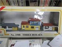 N-Scale:  Model Power 3 Houses - #2588; NIB
