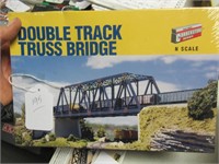 N-Scale:  Double Track; #933-3242; NIB