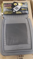 4 sets of 2 gray floor mats