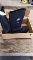 Pair of size 13 Muck boots