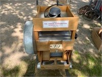 Hance seed grader w/full set of screens