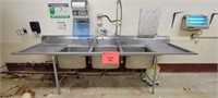 Eagle 10' Wash Down Station With (3) Sinks