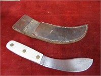 Vintage skinning knife. Fixed blade.