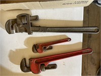 3 Pipe wrenches & more