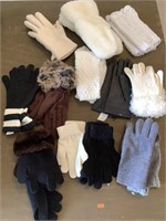 13 pair of women’s winter gloves