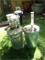 Galvanized Steel Garbage Cans with Bird Food