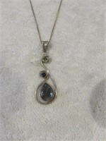 UNIQUE STERLING SILVER NECKLACE WITH PRETTY