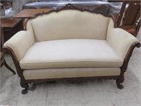 ANTIQUE HIGHLY CARVED FRENCH STYLE SETTEE