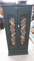 PAINTED FARMHOUSE STYLE KITCHEN CABINET