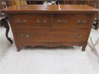 ANTIQUE AMERICAN OAK THREE DRAWER ENTRY CHEST