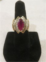 STUNNING 14KT GOLD RUBY AND BAGUETTE DIAMOND