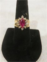 PRETTY 10KT GOLD RUBY AND DIAMOND RING SZ 7.75