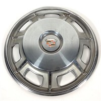 (1) Cadillac Crest Style Wheel Cover
