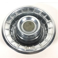 (1) Cadillac Crest Style Wheel Cover #4