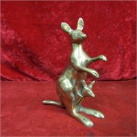 Brass Kangaroo & Baby figurine.