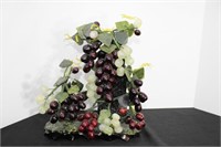 14" Decor Jade Grapes Display