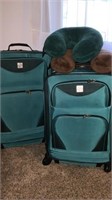 Luggage (2pc), Travel Pillows (2)