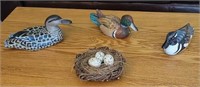 3 decoy look ducks with nest