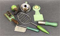 7 Vintage Green Utensils inc/ Medal Thermometer