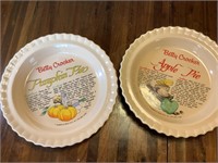 2 Betty Crocker pie plates with recipes