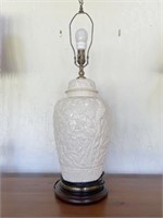 Classic Cream Table Lamp