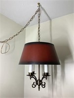 Ceiling hanging chain light from lamp to end it