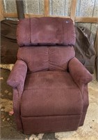 Nice Lift Chair - works all the way!