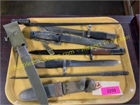 Assorted vintage knives and sheaths, misc