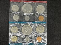1977 Us Mint sets