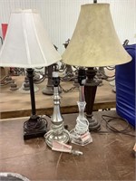 4 lamps, 2 without shades