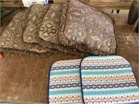 2 seat cushions and couch pillows