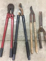 Bolt cutter and trimmers