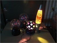4 Novelty lamps