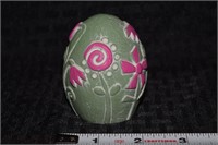 Isabel Bloom signed pink flowers egg paperweight