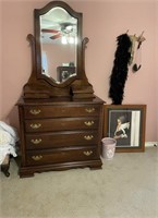 4 Drawer Dresser w/Mirror