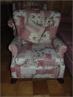 Super Clean rocking parlor chair