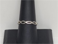 .925 Sterling Silver Infinity Band