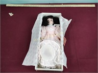 Dynasty doll collection porcelain doll excellent