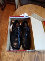 Men's dress shoes size 10