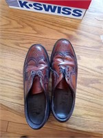 Men's wingtip shoes size 10 and ties