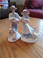 Man and woman figurine
