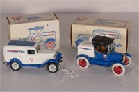 2 Fina Delivery Vehicle Coin Banks 1/25