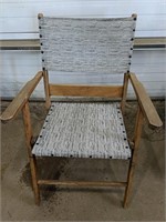 Folding patio chair 24" x 33"H