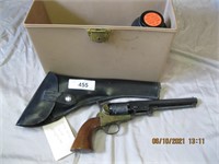 Navy Model 36 Cal black powder pistol with case